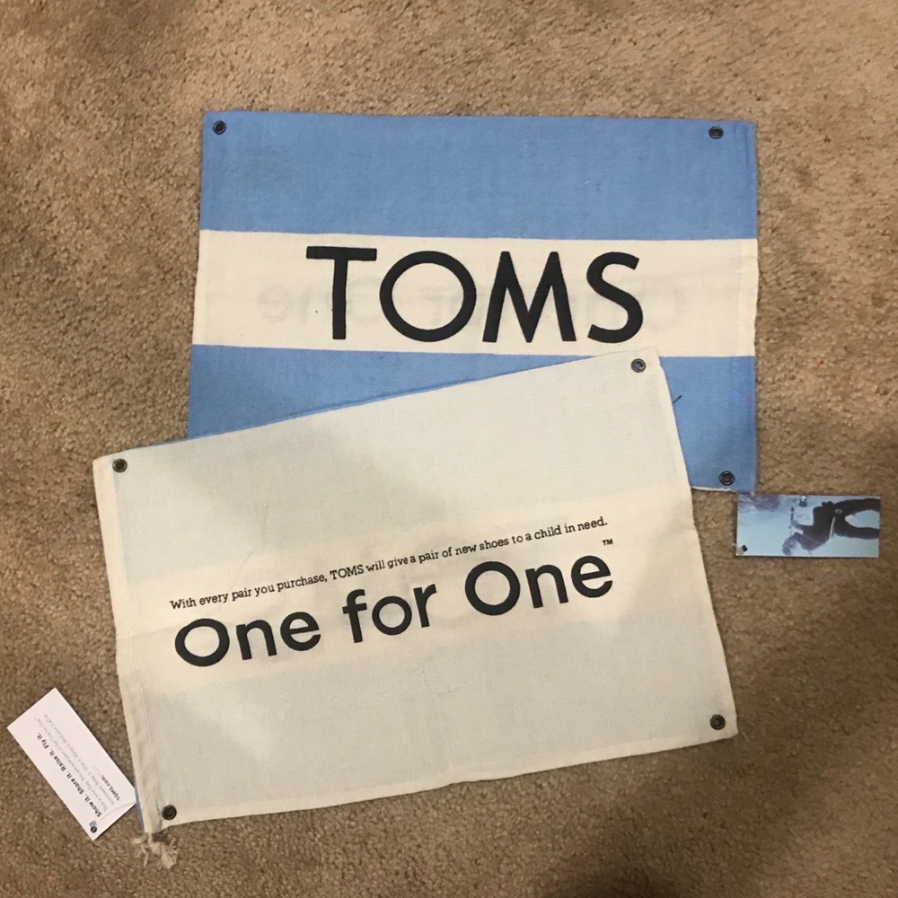 NWT Two Toms Shoe Bags
